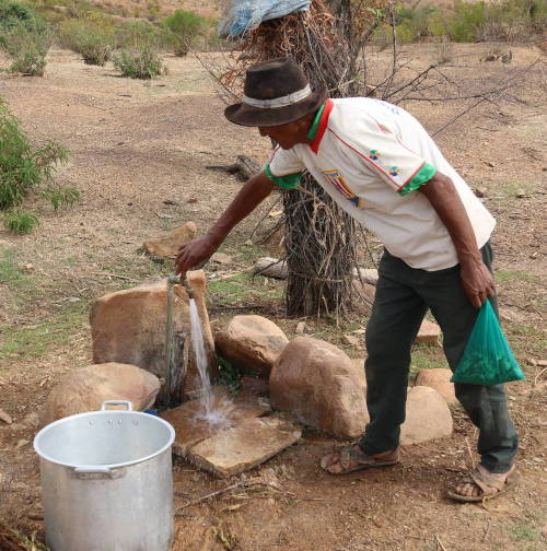 Wasserstelle in Uychama Centro, erstellt 2016